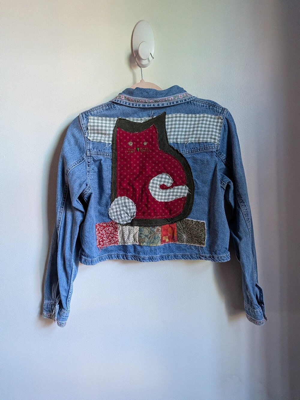 Handmade Cat Red Green Embroidery Cotton Maximalist Patchwork Jeans Jacket Small
